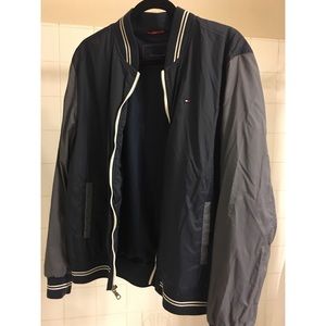 Authentic Tommy Hilfiger men’s windbreaker